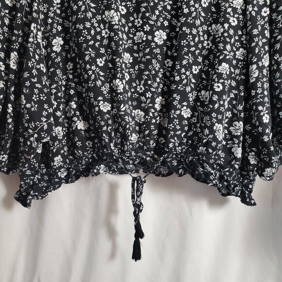 Vanilla Star Blouse Rayon Floral Black White tie waist BOHO frilly puff tasseled - Picture 9 of 11